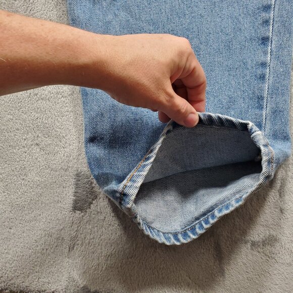 LEVI STRAUSS & CO 560 Jeans Blue Comfort Fit Straight Leg Denim Men Sz 38 x 30 - Picture 9 of 11